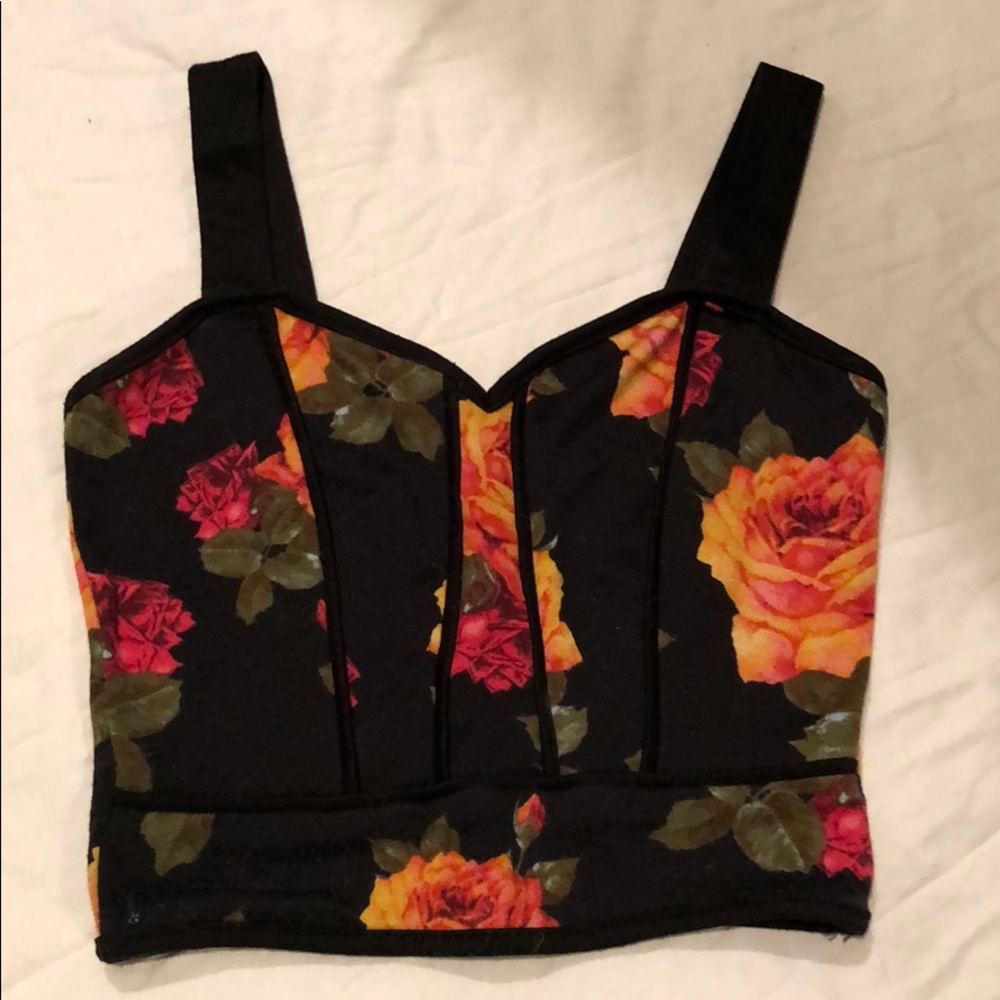 Floral cropped tank